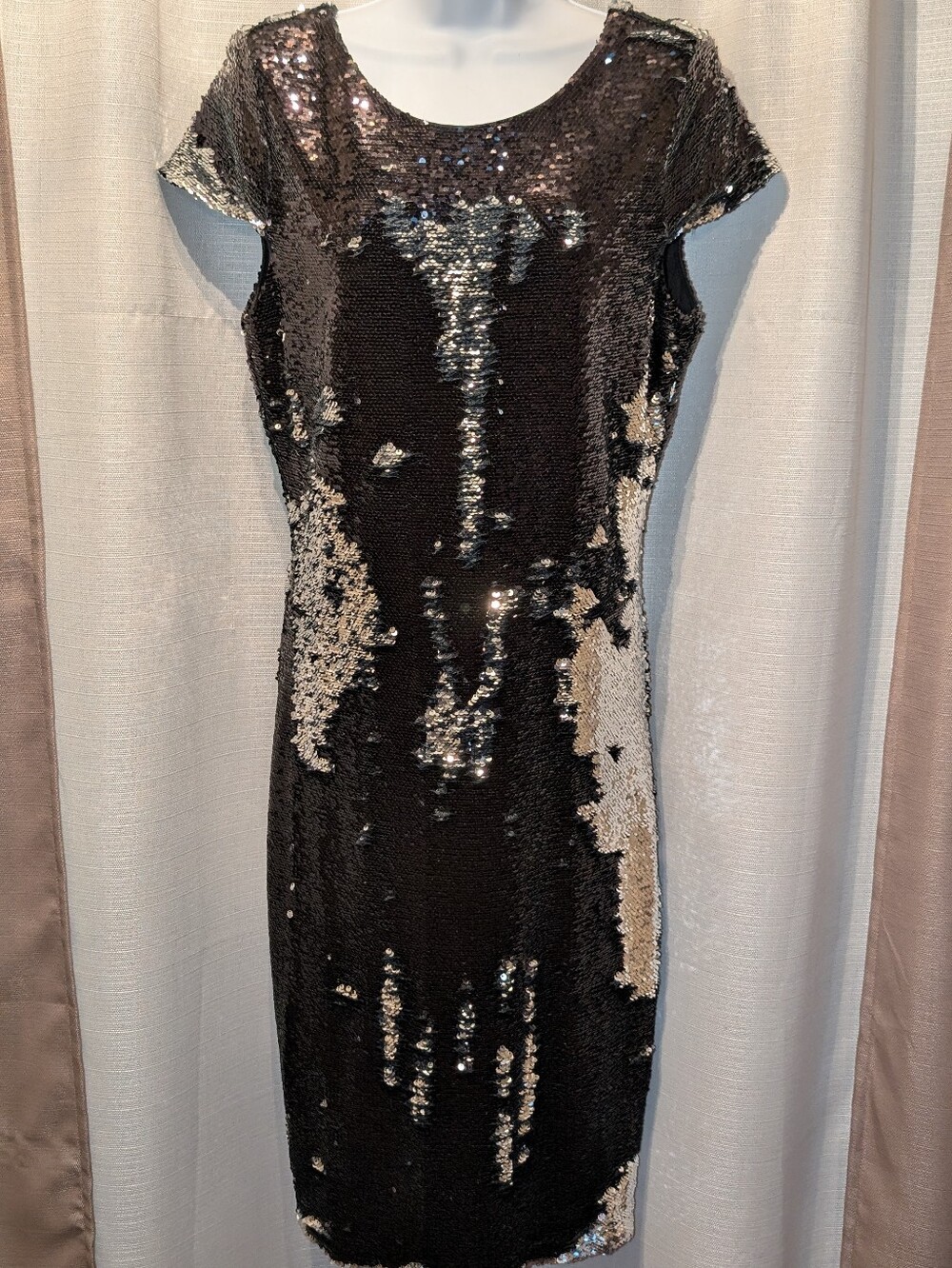 Black & Silver Sequin Cap-Sleeve Cocktail Dress